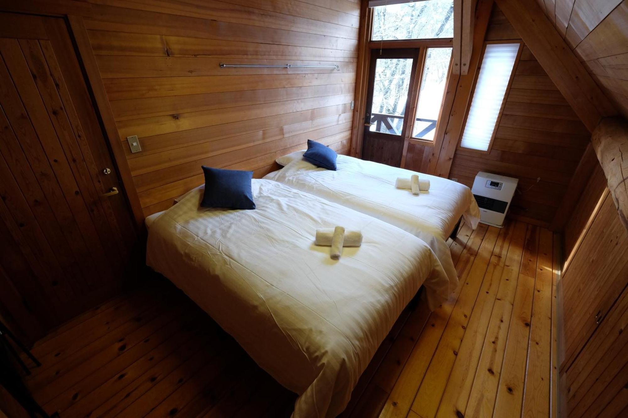 Hakuba Riverside Loghouse ภายนอก รูปภาพ